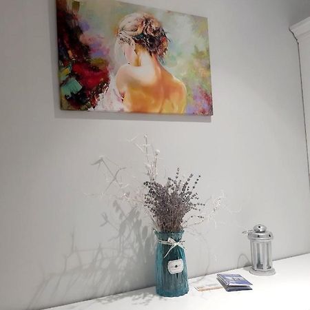 Appartment New In Center Mogilev Esterno foto