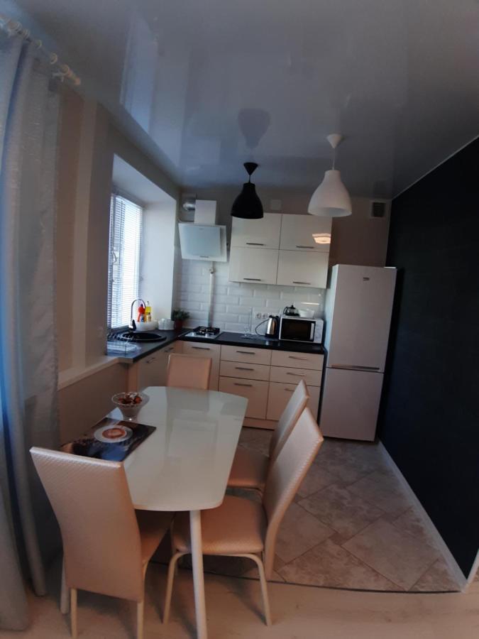 Appartment New In Center Mogilev Esterno foto